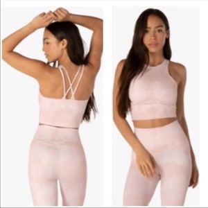 Beyond Yoga Olympus Tie-dye set